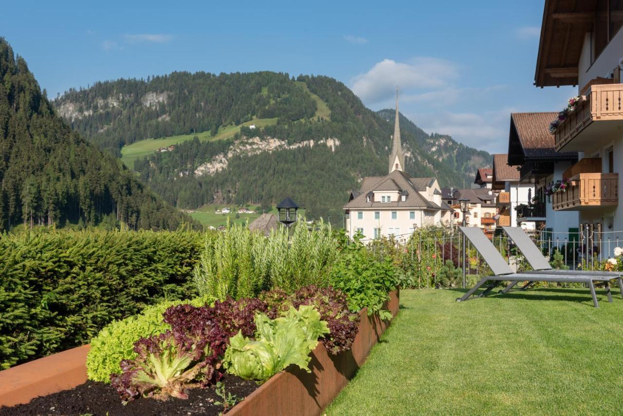 Hotel Vernel Santa Cristina Val Gardena Экстерьер фото