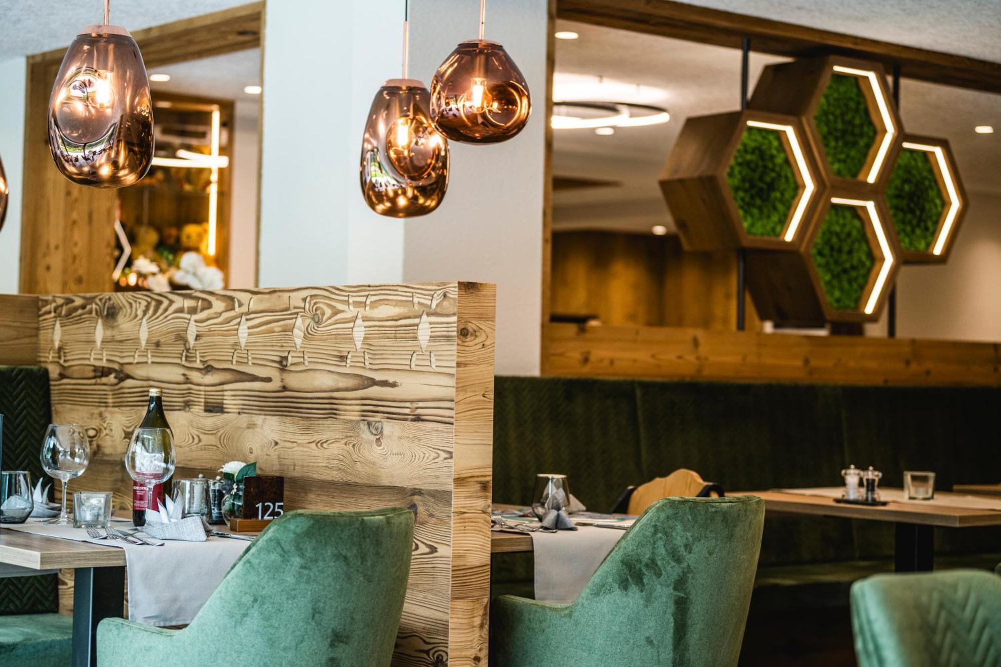 Hotel Vernel Santa Cristina Val Gardena Экстерьер фото