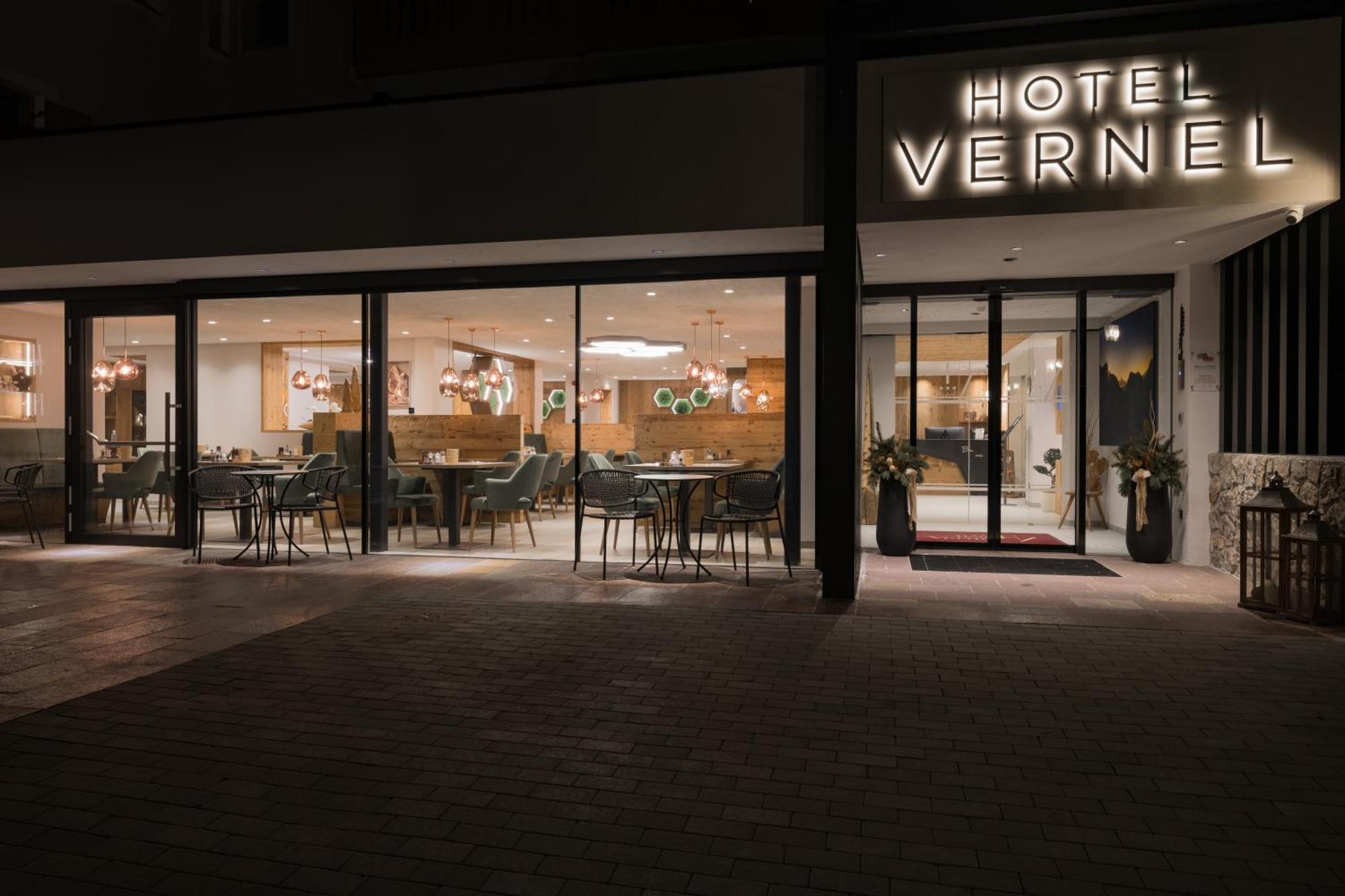 Hotel Vernel Santa Cristina Val Gardena Экстерьер фото